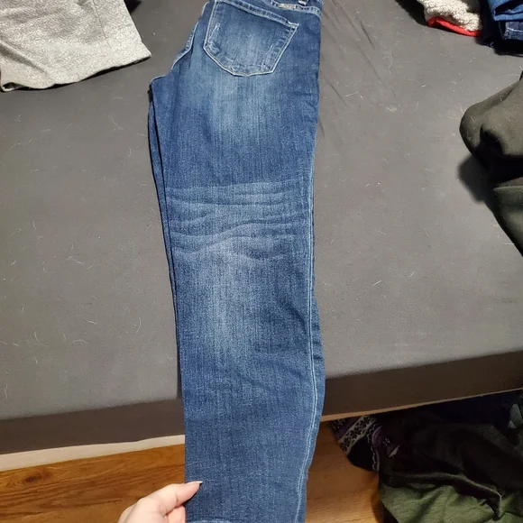 KanCan capris 7/27 - Picture 2 of 2